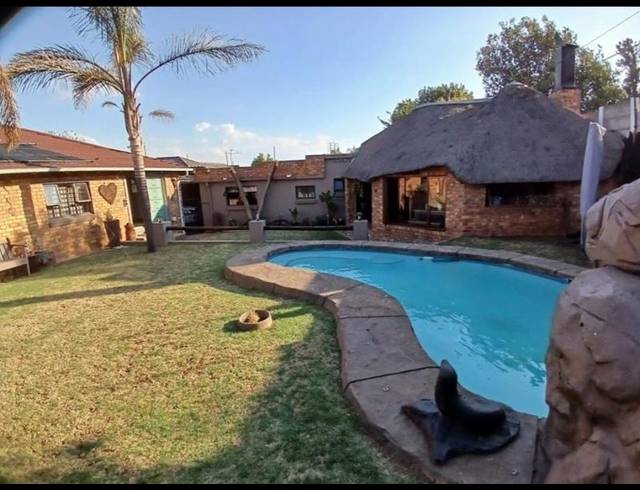 3 BEDROOM HOUSE FOR SALE IN GERDVIEW